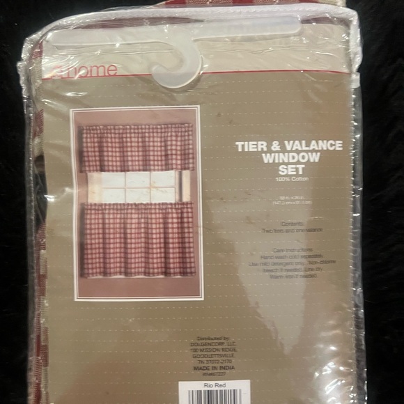 New Checkered Tier & Valance Window Set! - Picture 2 of 14